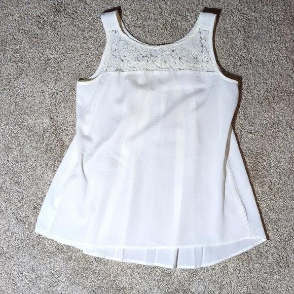 7th avenue Tops - 7th avenue white blouse, size XS